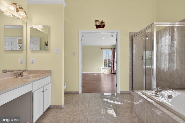 Building Photo - 2 Berwick Cir