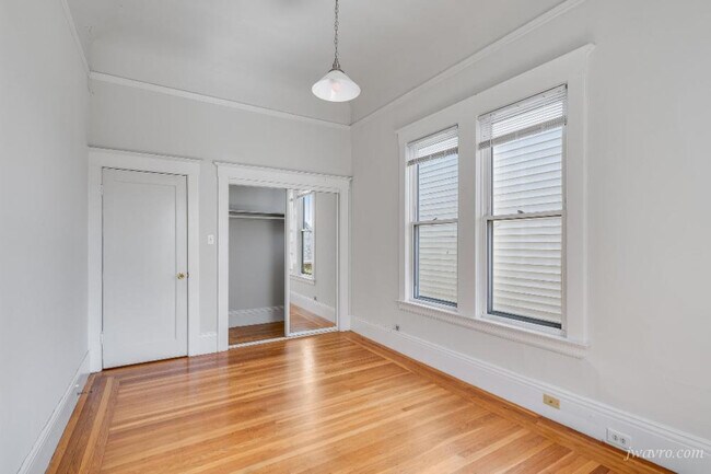 Building Photo - 849 Divisadero St