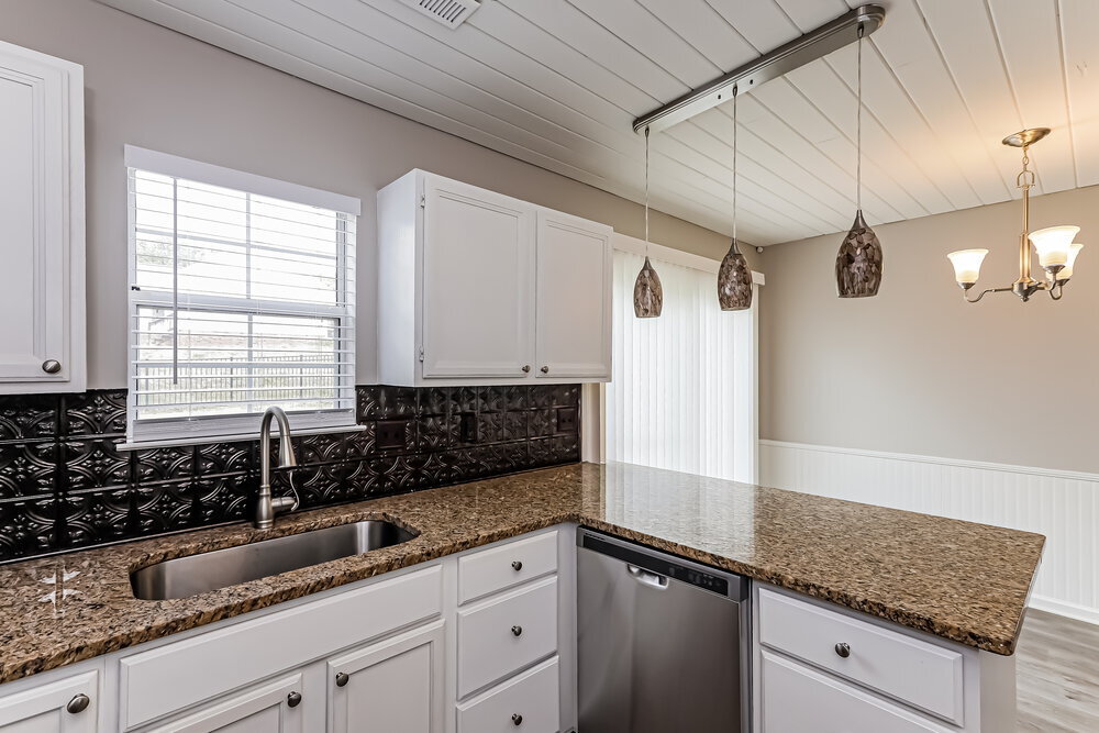 Building Photo - 1820 Wimbleton Woods Dr
