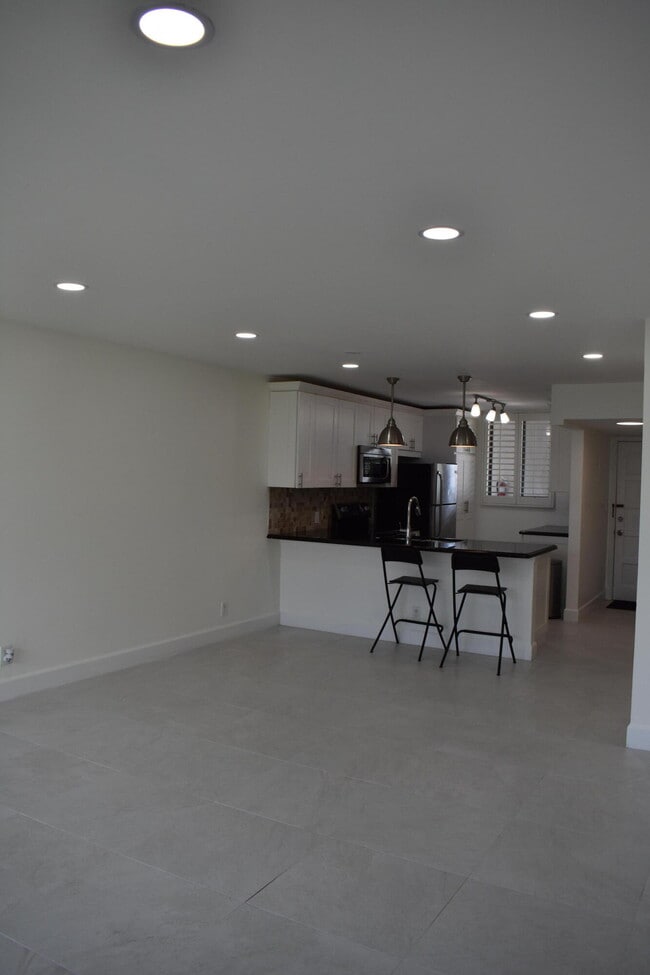 Building Photo - 4381 Trevi Ct