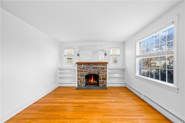 Building Photo - 111 Canna St