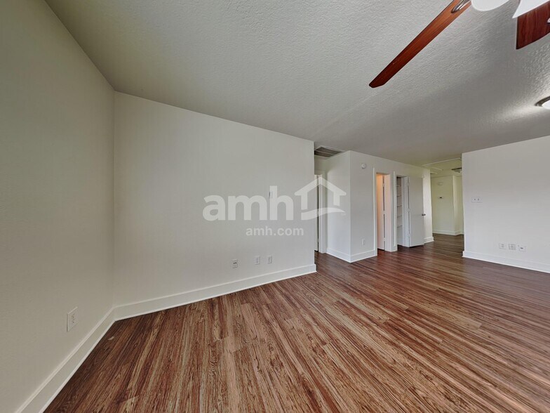Building Photo - 6327 Torrance Elms Ct