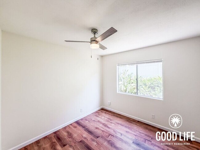 Building Photo - 6645 Amberly St