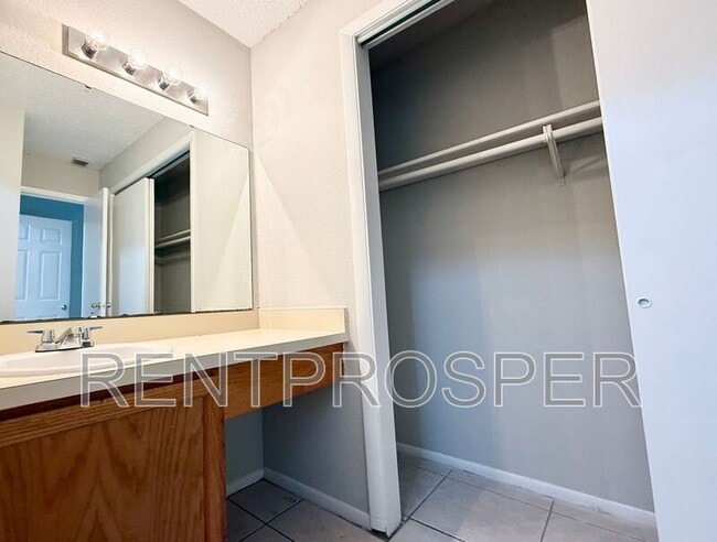 Building Photo - 4401 S Semoran Blvd