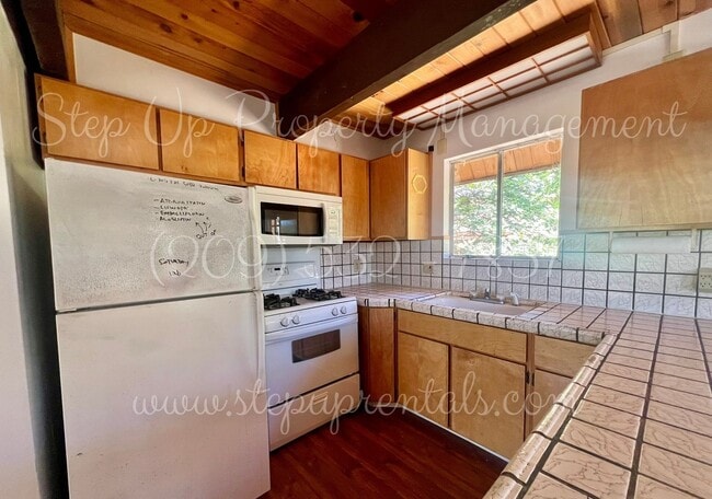 Building Photo - Cozy 3 Bed Mi Wuk Home Minutes from Lake &...