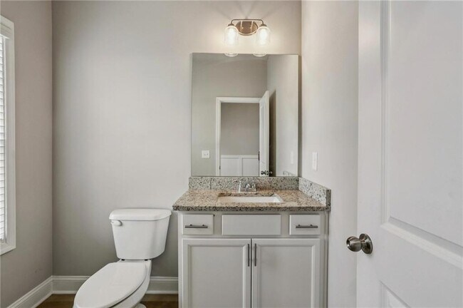 Building Photo - 2099 Easterwood Ct.