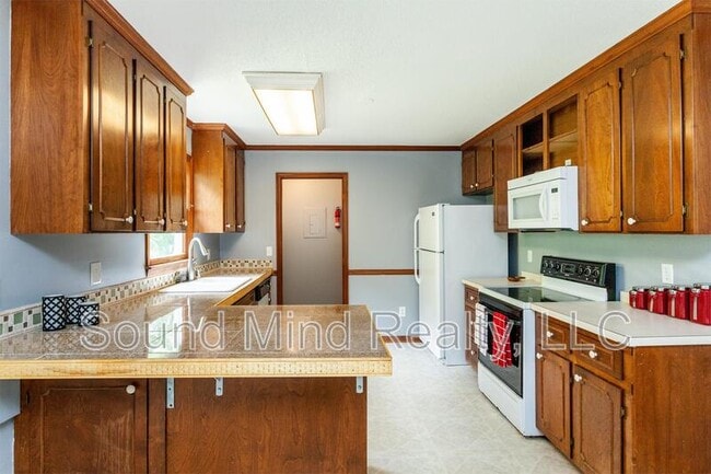 Building Photo - 1012 Windward Psge