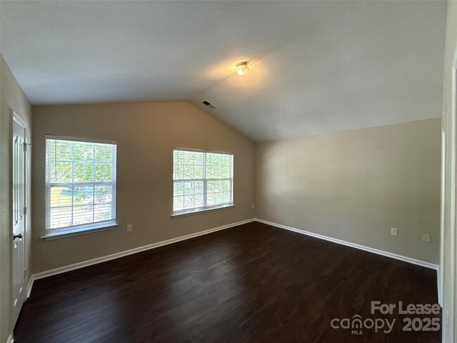 Building Photo - 5815 Kelden Walker Ln