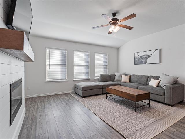 Building Photo - 6202 Halton Dr.