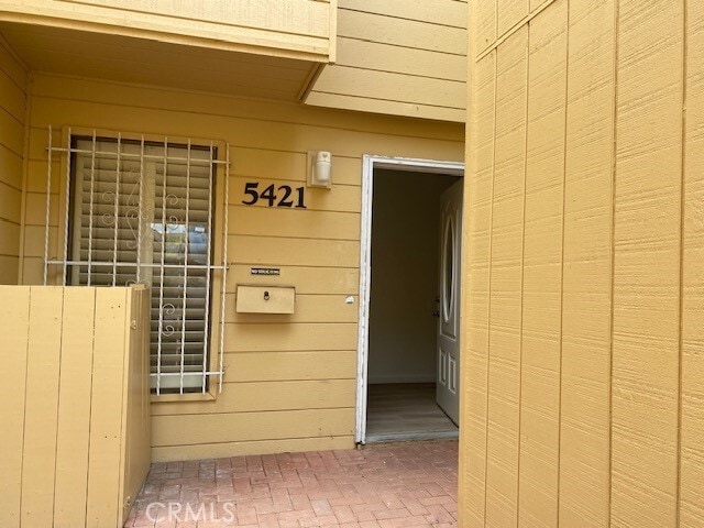 Building Photo - 5421 S La Cienega Blvd