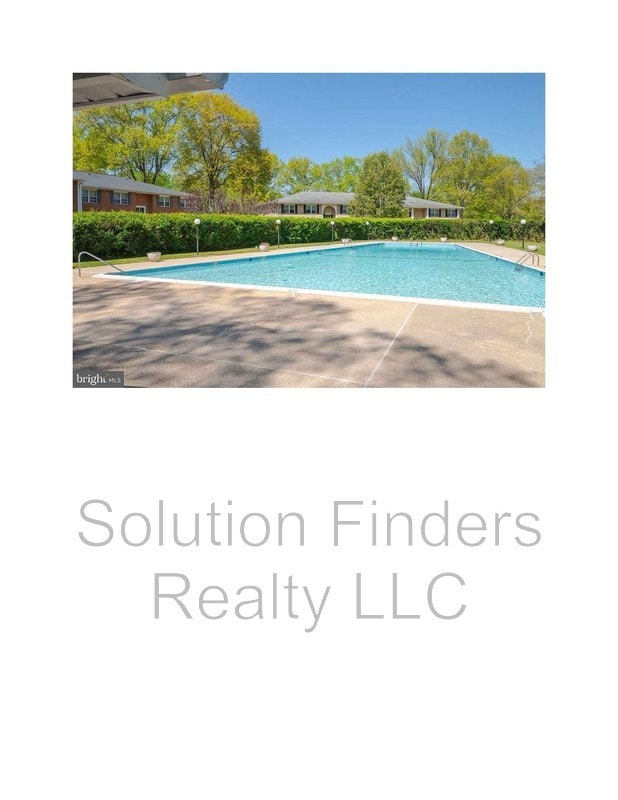 Building Photo - 211 Crocker Dr
