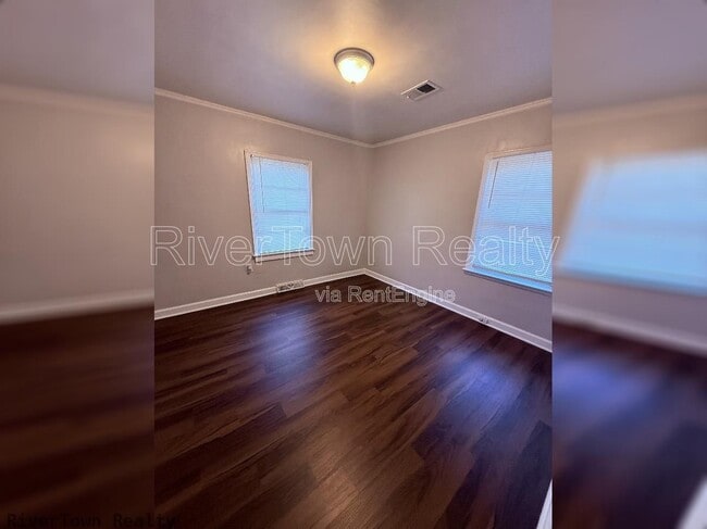 Building Photo - 1454 Delano Ave