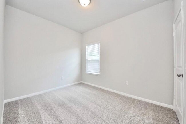 Building Photo - 1513 Fort Dessau Rd