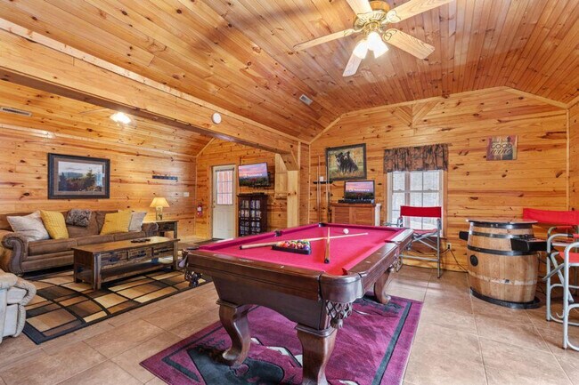 Building Photo - 3905 Fern Brook Way