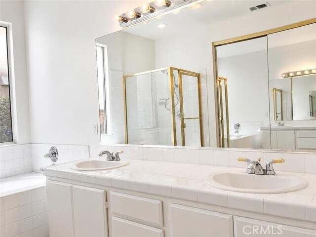 Building Photo - 7350 Legacy
