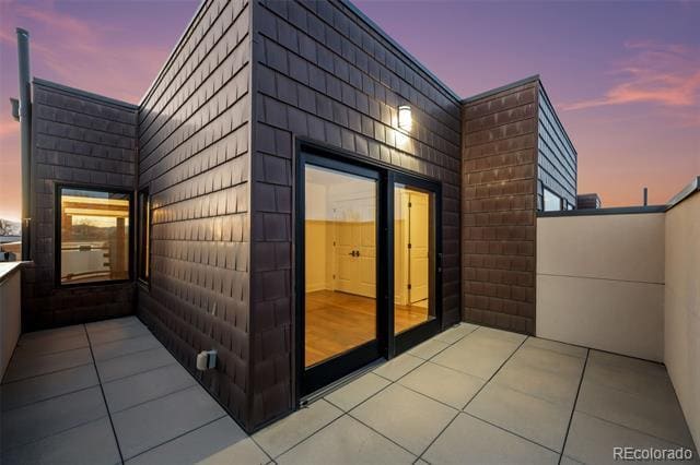 Building Photo - 360 Garfield St