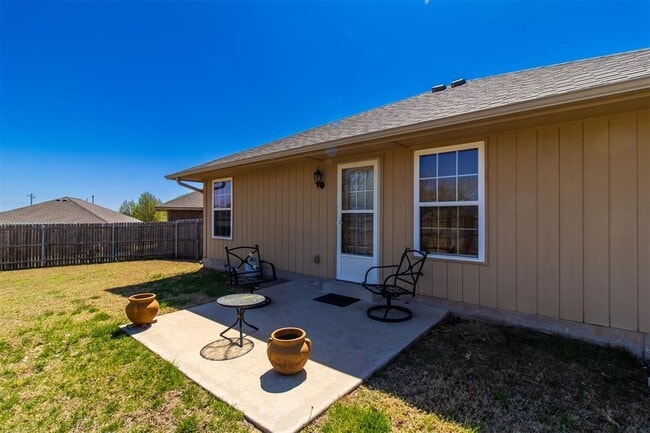 Building Photo - 900 Switzerland Ave