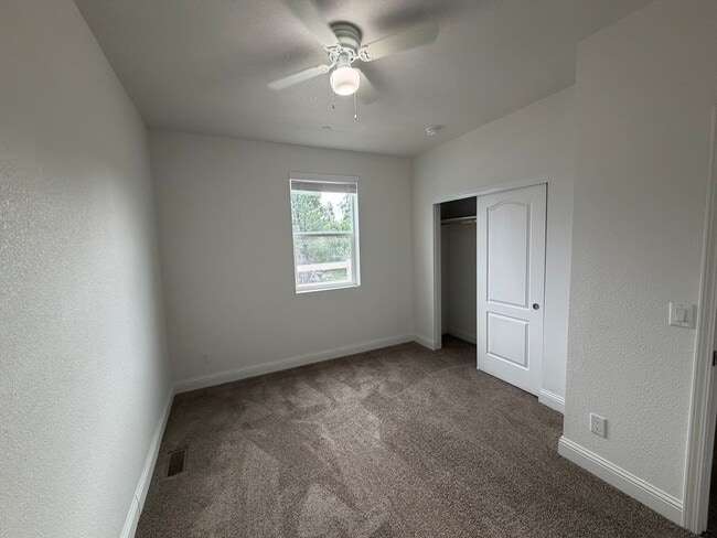 Building Photo - 40528 Calle Cancion