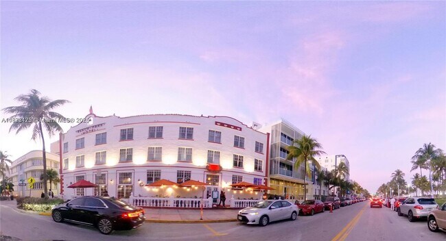 Building Photo - 1666 West Ave