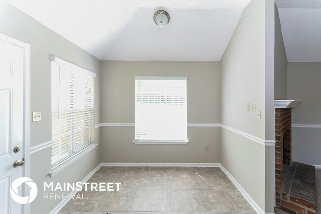 Building Photo - 4072 Angelace Dr N