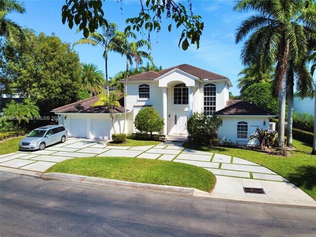 Building Photo - 5023 NW 94th Doral Pl