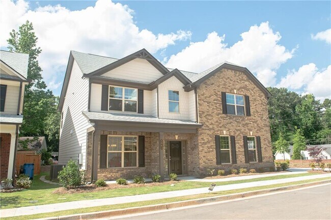 Building Photo - 6045 Williams Rd