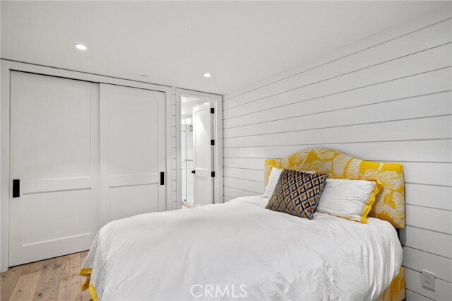 Building Photo - 2428 The Strand