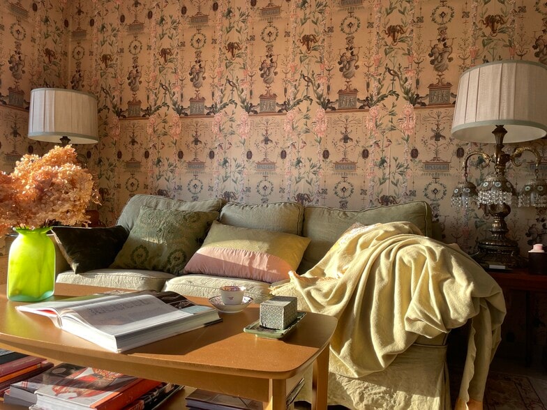 Building Photo - 388 Eichybush Rd