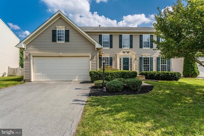 Building Photo - 2105 Twin Peaks Ct
