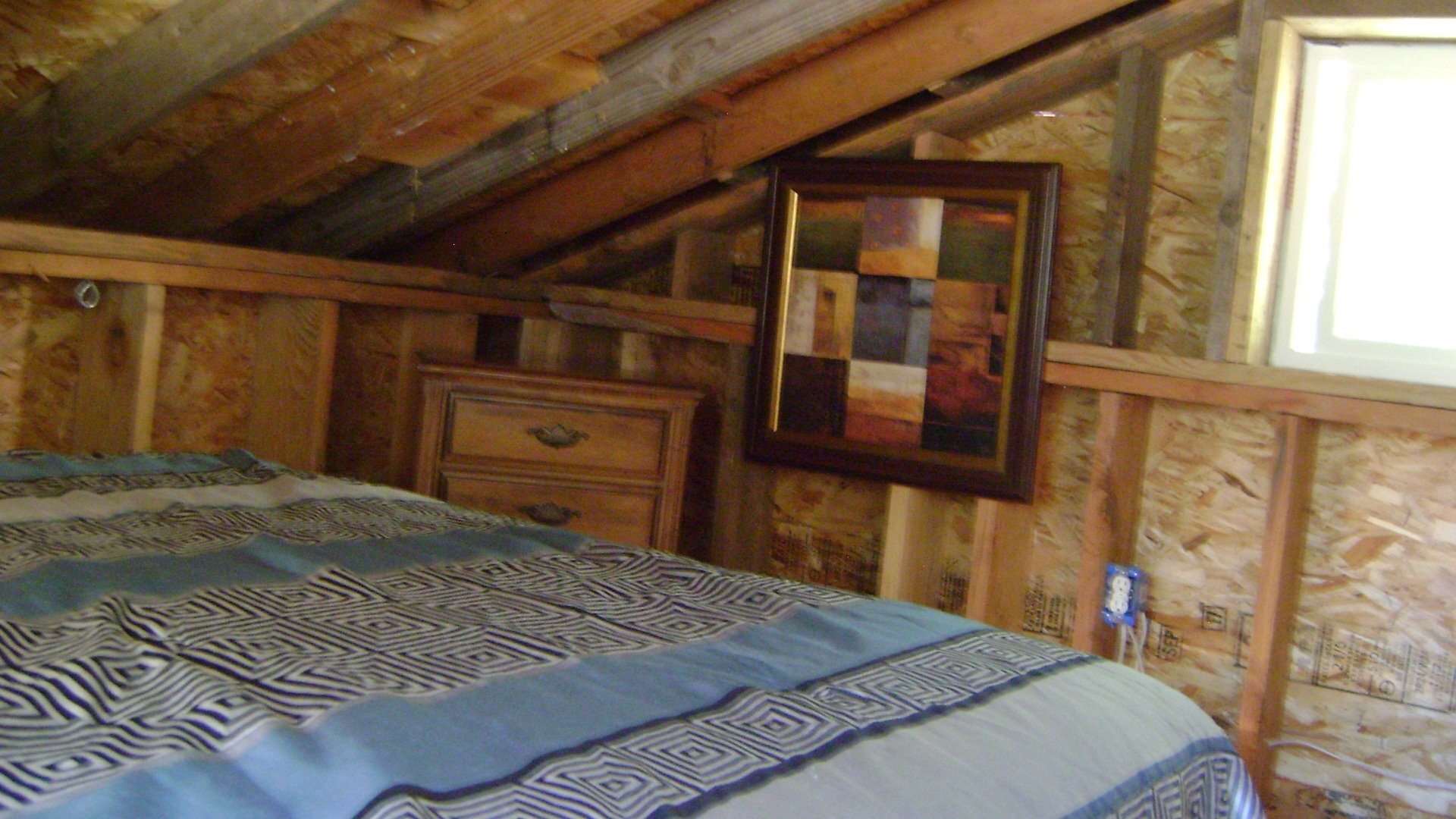 Building Photo - 9779 Sunny Hill Rd