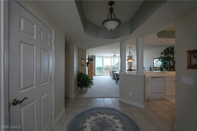 Building Photo - 430 Cove Tower Dr