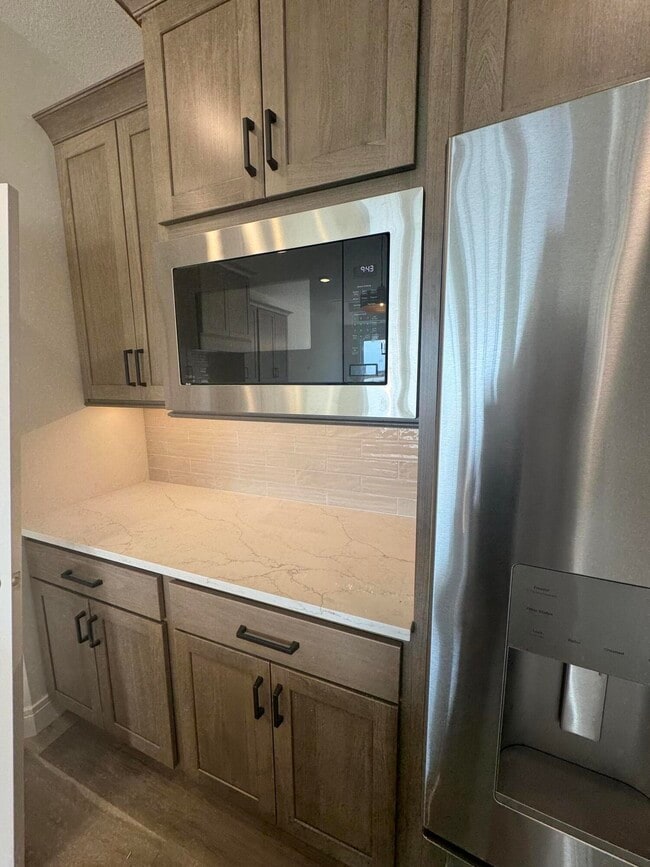 Building Photo - 5316 Buttercup Dr