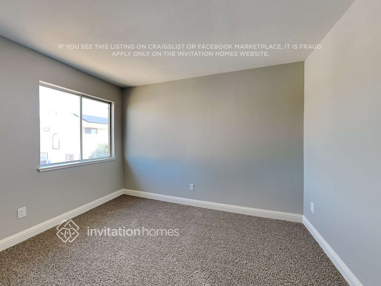 Building Photo - 370 Hibiscus Ln