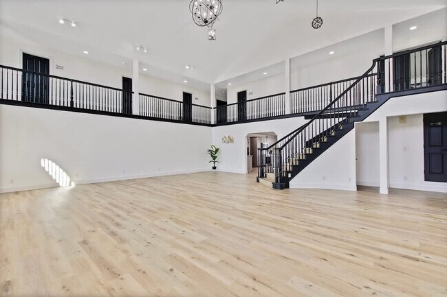 Building Photo - 4611 S Merrivale Pl