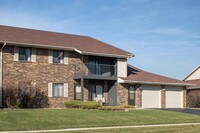 Building Photo - 6226 80th Pl
