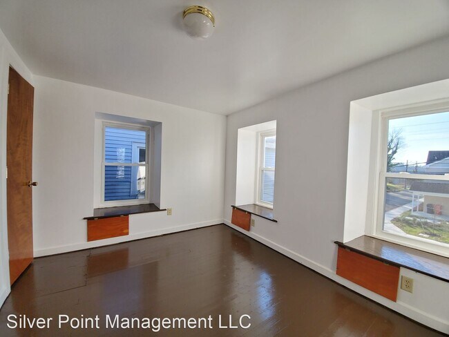 Building Photo - 3 br, 1 bath House - 83 South Ave