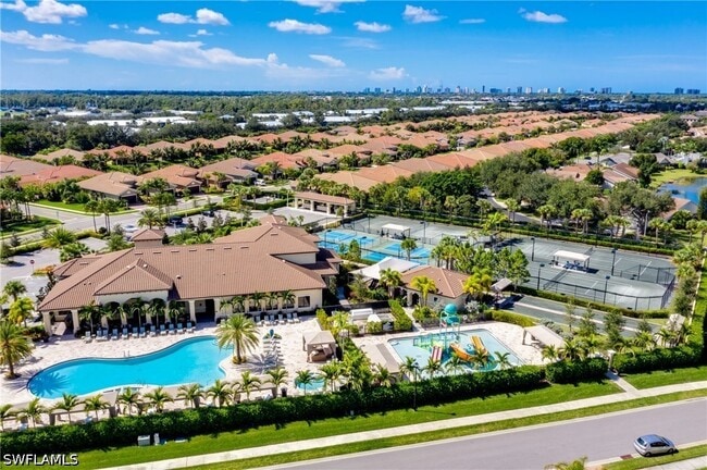 Building Photo - 13755 Luna Dr