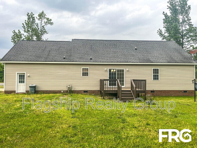 Building Photo - 215 Gurley Dairy Rd