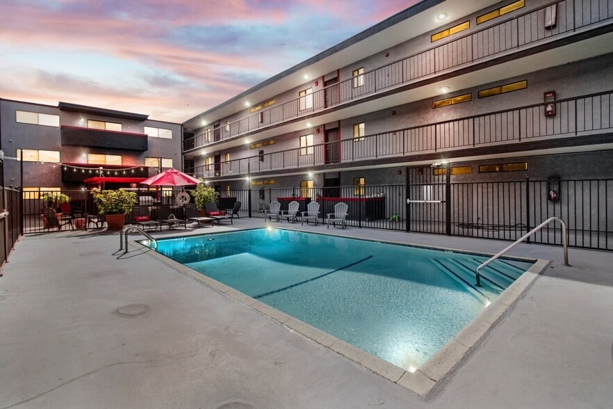 Building Photo - Valleywood Apartments