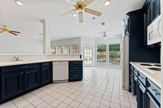 Building Photo - 29 Berry Blossom Dr