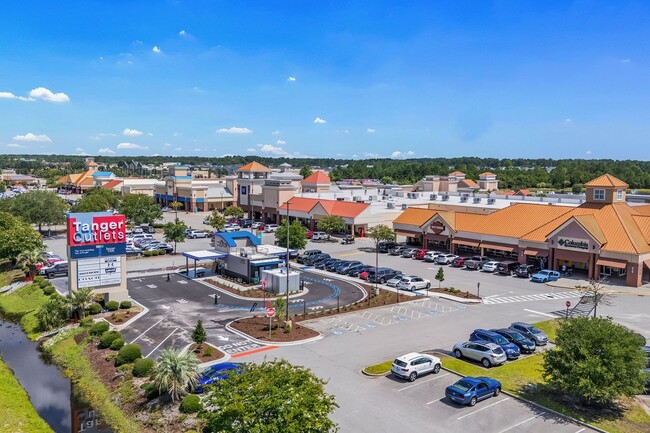 Building Photo - Spacious 4BR/3BA Home in Myrtle Beach – 2,550 Sq Ft & Screened Porch