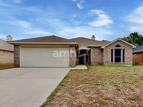 Building Photo - 150 Adams Dr