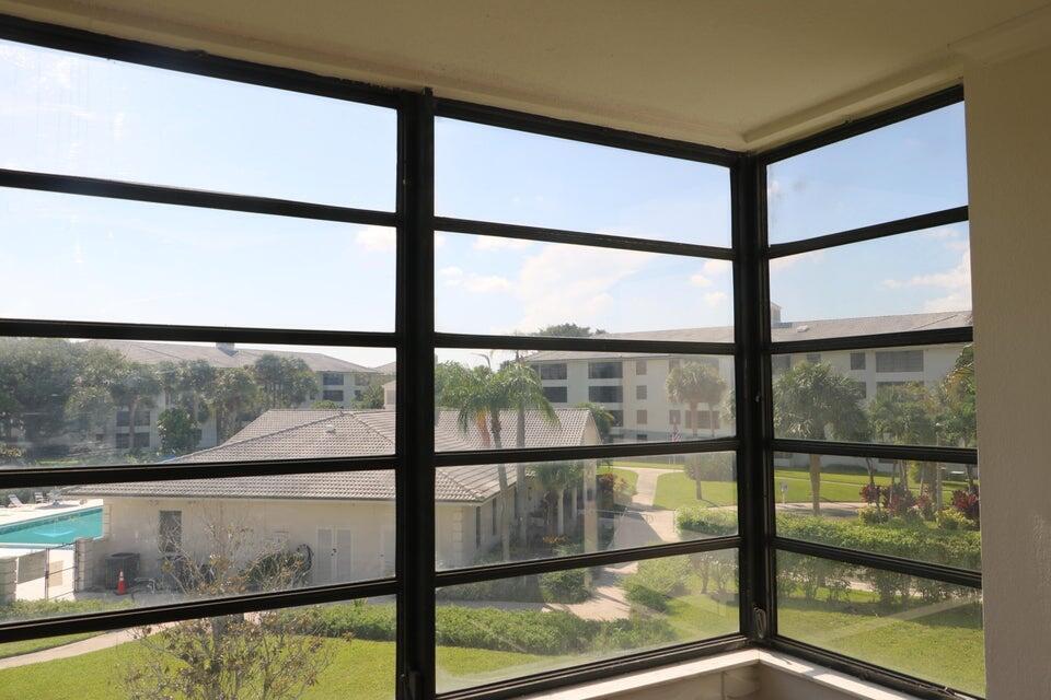 Building Photo - 3710 Whitehall Dr