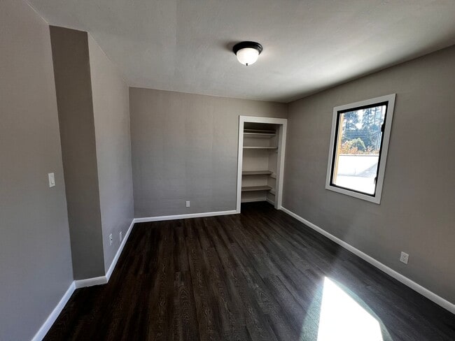 Building Photo - 1808 Belmont Ave