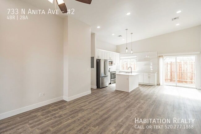 Building Photo - 733 N Anita Ave