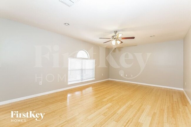 Building Photo - 541 Tortuga Way