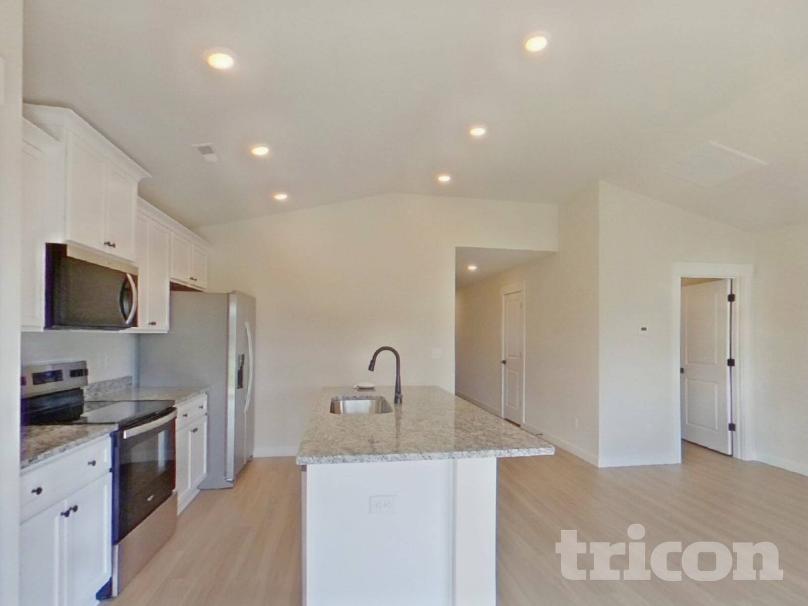 Building Photo - 1225 Crested Iris St