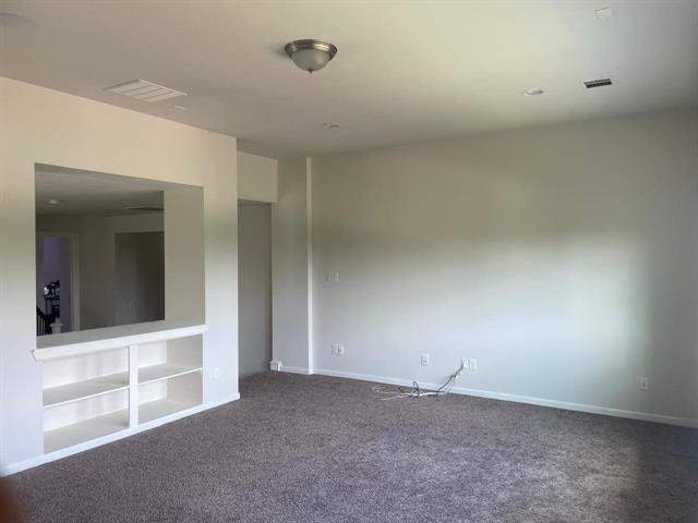 Building Photo - 2035 Grassland Dr