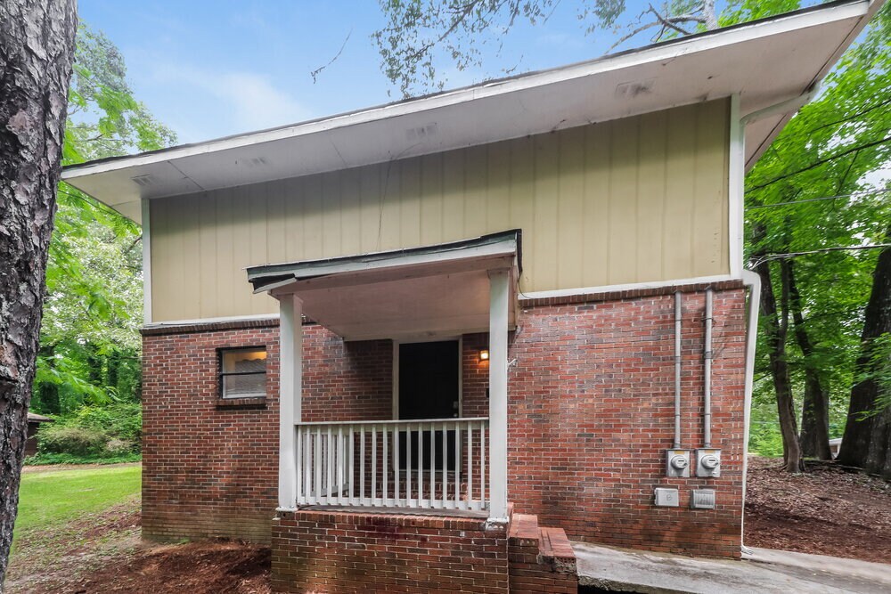 Building Photo - 9050A Spillers Dr SW