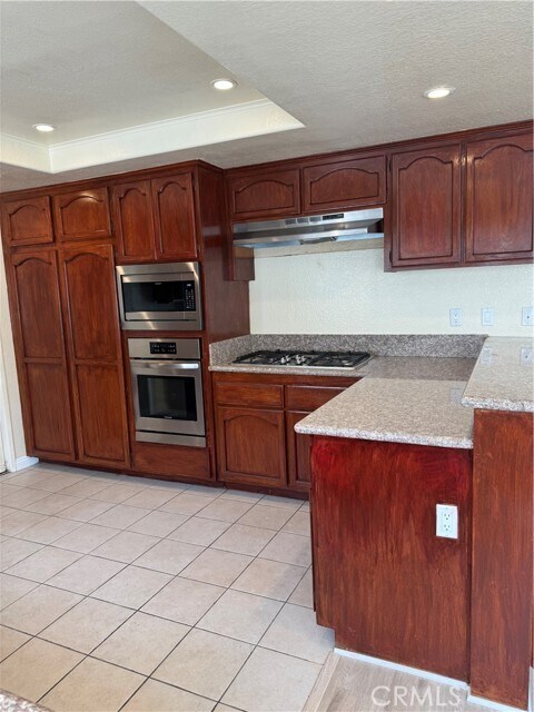 Building Photo - 22088 Cedardale Dr